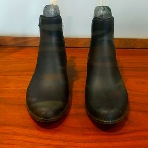 J Crew Camouflage Chelsea Rain Boot size 7